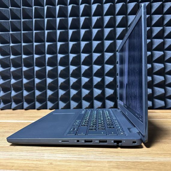 Ультрабук Б-клас Dell Latitude 3420 / 14" (1920x1080) TN / Intel Core i5-1145G7 (4 (8) ядра по 2.6 - 4.4 GHz) / 8 GB DDR4 / 128 GB SSD / Intel Iris Xe Graphics / WebCam б/в | Зображення 5