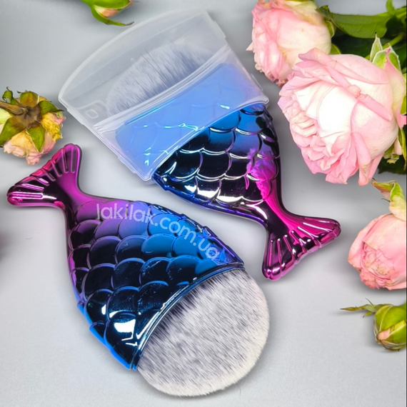 Щетка рыбка от пыли для маникюра (малиново-синяя с серым ворсом)