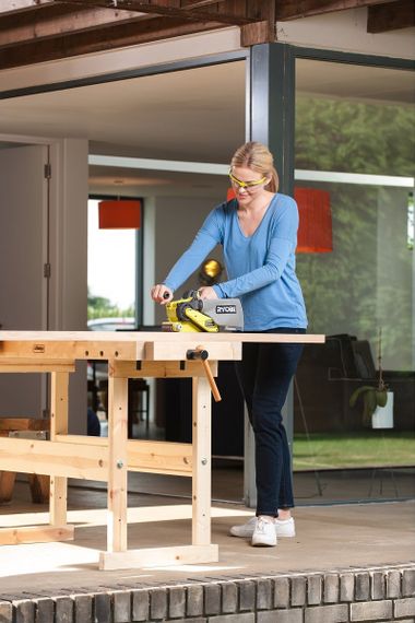 Шліфмашина стрічкова Ryobi ONE+ R18BS-0 18В акумуляторна без АКБ та ЗП | Зображення 1