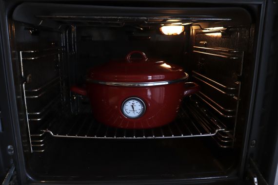 Каструля-жаровня Vitrinor Dutch Oven 2111691, 5 л, 26 см, сталева з кришкою та термометром, червона | Зображення 1