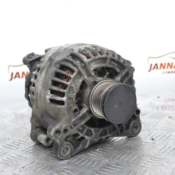 Генератор 140А Audi A1 A3 1.4 TFSI Ауді а1 а3 03C903023A 0124525093