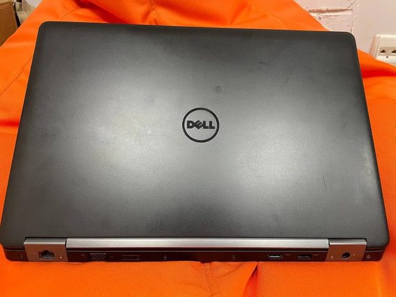 Игровой  ноутбук DELL 5570 (FHD|i7 6820HQ|8GB|SSD256GB|R7M370-2GB | Зображення 3