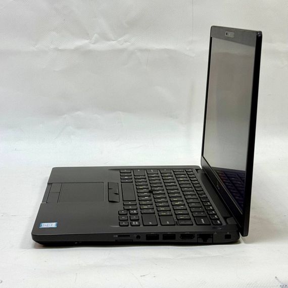 Ультрабук Dell Latitude 5400 / 14" (1920x1080) IPS Touch / Intel Core i5-8365U (4 (8) ядра по 1.6 - 4.1 GHz) / 8 GB DDR4 / 256 GB SSD / Intel UHD Graphics 620 / WebCam / Windows 11 Pro б/в | Зображення 4