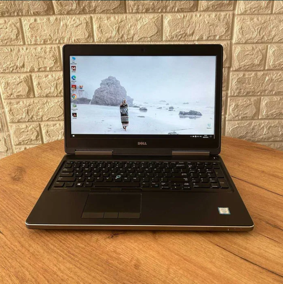 Ноутбук Dell Precision 7520 15.6" FHD Xeon E3 16Gb SSD 128Gb+HDD500 AMD VX4130 Б/В | Зображення 1