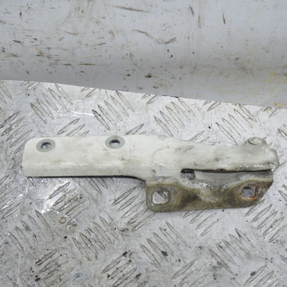 Петля капота ліва Fiat Doblo 2000-2009 Петля капота ліва Фіат Добло T015L