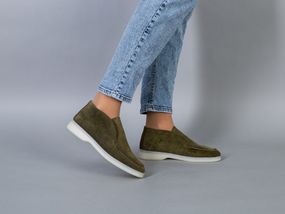 Лоферы женские замшевые цвета хаки