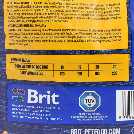Корм сухий Brit Premium Dog Adult M для дорослих собак середніх порід вагою 10-25 кг з куркою 3 кг | Зображення 3