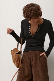 Приталений лонгслів в рубчик на кнопках - чорний цвет, S (є розміри)