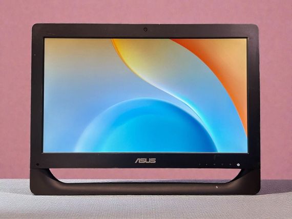 Моноблок Asus ET2013IUKI / 20" (1600x900) TN / Intel Core i5-3550S (4 ядра по 3.0 - 3.7 GHz) / 4 GB DDR3 / 500 GB HDD / Intel HD Graphics 2000 / WebCam б/у | Зображення 4
