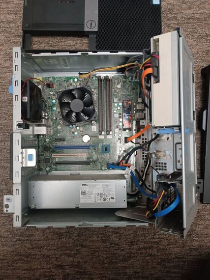 Комп'ютер Dell OptiPlex 5040 Tower / Intel Core i5-6500 (4 ядра по 3,2 - 3,6 ГГц) / 8 ГБ DDR3 / 120 ГБ SSD / AMD Radeon HD 6450, 2 ГБ DDR3, 64-біт б/в | Зображення 5