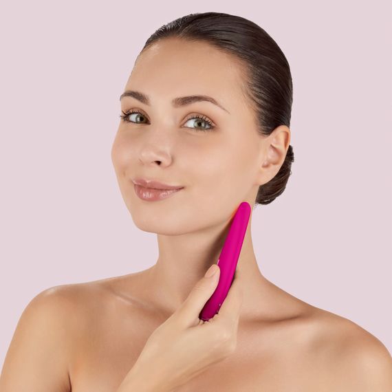 Пристрій для зміцнення і тонізації шкіри обличчя GESKE Skin Firming Wand 7в1 starlight, Малиновий | Зображення 3