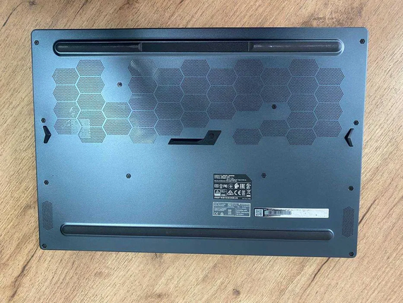 Ноутбук MSI Stealth 15M 15.6"FHD/IPS/144Hz/i7 11375H/16Gb/SSD1Tb/RTX3060-6Gb | Зображення 2