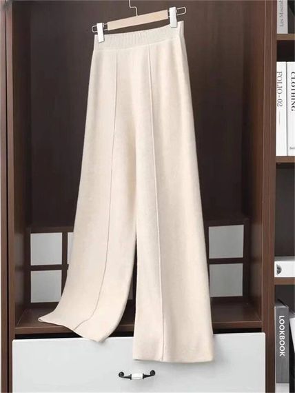 Жіночі теплі ангорові штани палаццо широкі вільні зі стрілкою колір бежевий розмір 42/44 adl1104