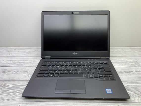 Ультрабук Fujitsu LifeBook U747 / 14" (1920x1080) IPS / Intel Core i5-6200U (2 (4) ядра по 2.3 - 2.8 GHz) / 8 GB DDR4 / 120 GB SSD / Intel HD Graphics 520 / WebCam б/у | Зображення 1