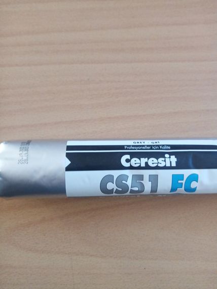 Ceresit CS 51 Polyurethane  600 мл Однокомпонентний поліуретановий герметик із середнім коефіцієнтом усадки