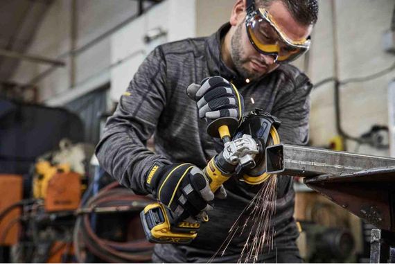 Шлифмашина угловая - болгарка аккумуляторная бесщёточная DeWALT DCG404N | Зображення 4
