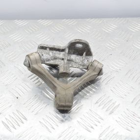 Кронштейн глушника Audi A4 B6 B7 2000-2008 Кріплення вихлопної труби Ауді а4 б6 б7 4B0253663E