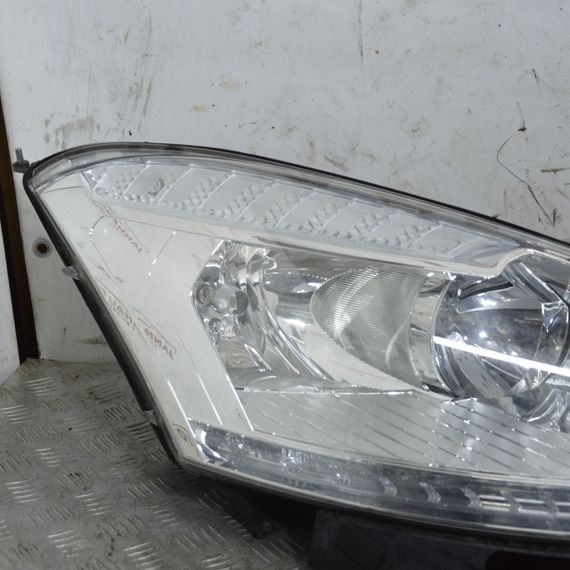 Фара передня права Citroen C4 Picasso 2010-2013 рестайл Фара права Сітроен ц4 Пікассо 9673099580 | Зображення 1