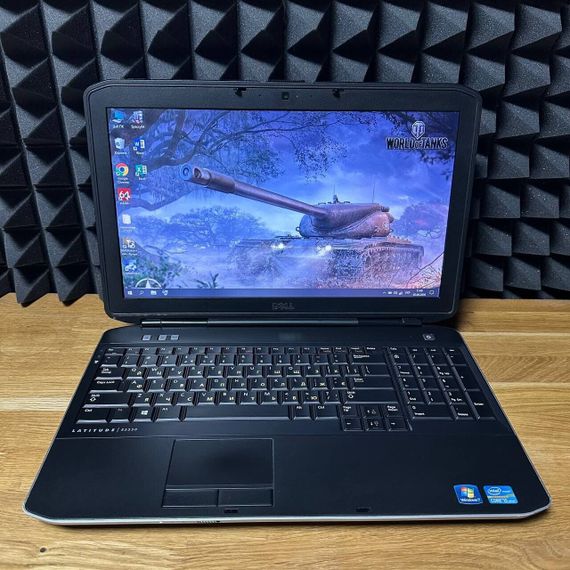 Ноутбук Dell Latitude E5530 / 15.6" (1366x768) TN / Intel Core i5-3340M (2 (4) ядра по 2.7 - 3.4 GHz) / 8 GB DDR3 / 128 GB SSD / Intel HD Graphics 4000 / WebCam / DVD-RW / Win 10 б/в | Зображення 1