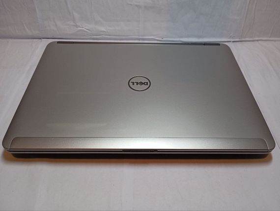 Ноутбук Б-класс Dell Latitude E6440 / 14" (1366x768) TN / Intel Core i5-4300M (2 (4) ядра по 2.6 - 3.3 GHz) / 8 GB DDR3 / 120 GB SSD / Intel HD Graphic 4600 / WebCam / DVD-RW + АКБ не берет заряд б/у | Зображення 6