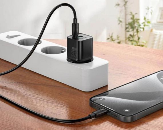 Мережевий зарядний пристрій Hoco N65 20W USB QC3.0 + Type-C PD швидка зарядка - Black | Зображення 3