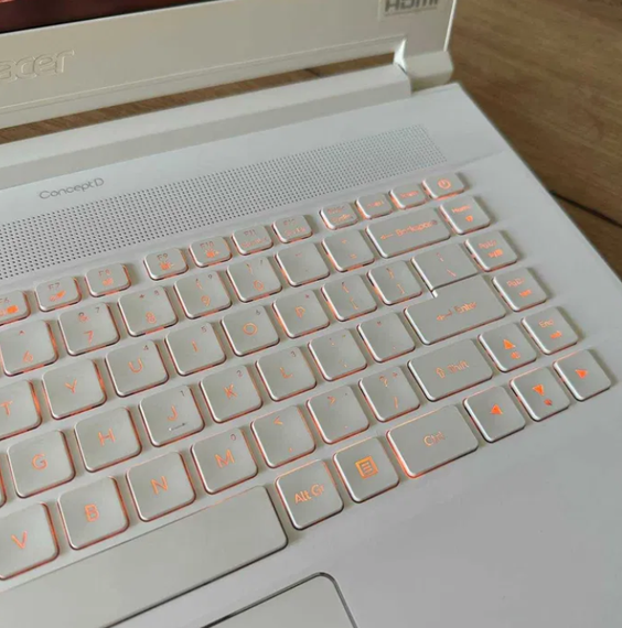 Ноутбук Acer Concept D 15,6 4K IPS i7 9750H 32Gb SSD 1Tb RTX 2080 MaxQ Б/В | Зображення 5