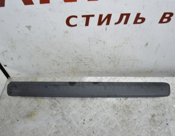 Молдинг передніх правих дверей Fiat Doblo 2004-2010 Молдинг дверей передній правий Фіат Добло 735388383