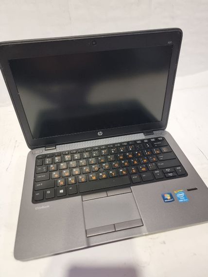 Нетбук Б-клас HP EliteBook 820 G1 / 12.5" (1366x768) TN / Intel Core i5-4300U (2 (4) ядра по 1.9 - 2.9 GHz) / 16 GB DDR3 / 256 GB SSD / Intel HD Graphics 4400 / WebCam б/в | Зображення 2