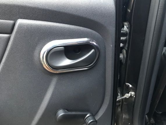 Накладки на внутренние ручки Carmos (4 шт., нерж.) для Renault Duster 2008-2017 гг | Зображення 2