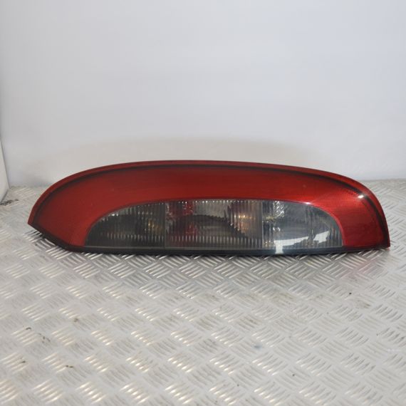 Ліхтар задній правий Opel Corsa C 2000-2003 дорестайл хетчбек Фара стоп задня права Опель 89302181 09114337