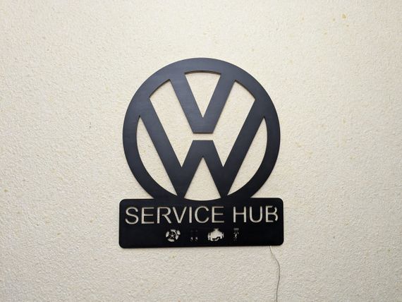 Панно декоративна картина на стіну Volkswagen SERVICE HUB LED підсвітка 490х568 acr-p000183 | Зображення 1