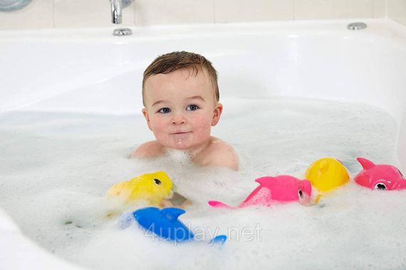 Інтерактивна іграшка акула для ванни Акуленок мама оригінал Baby Shark Mommy | Зображення 8