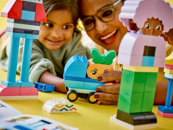 Конструктор LEGO DUPLO Town Конструктор людей с сильными эмоциями 10423 | Зображення 7