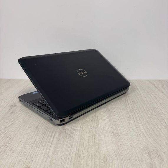 Ноутбук Б-клас Dell Latitude E5530 / 15.6" (1366x768) TN / Intel Core i5-3210M (2 (4) ядра по 2.5 - 3.1 GHz) / 4 GB DDR3 / 120 GB SSD / Intel HD Graphics 4000 / WebCam б/в | Зображення 6