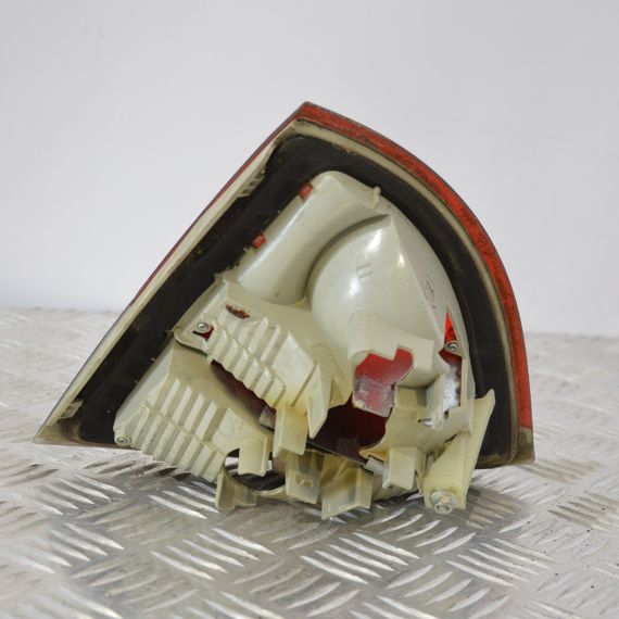 Ліхтар задній лівий внутрішній BMW E91 2005-2013 Фара стоп багажника ліва БМВ е91 7160063 | Зображення 1