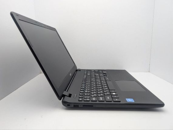 Ноутбук Acer Extensa 2519 / 15.6" (1366x768) TN / Intel Celeron N3060 (2 ядра по 1.6 - 2.48 GHz) / 8 GB DDR3 / 500 GB HDD / Intel HD Graphics / WebCam / DVD-ROM б/у | Зображення 3