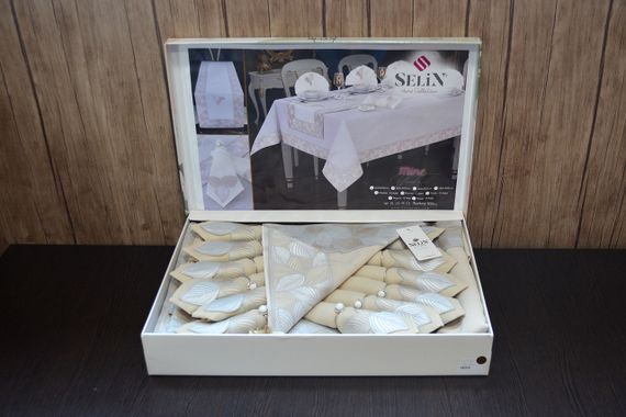 Лляна скатертина з ранером Selin Mine Set 160×220+12 серветок Бежевий