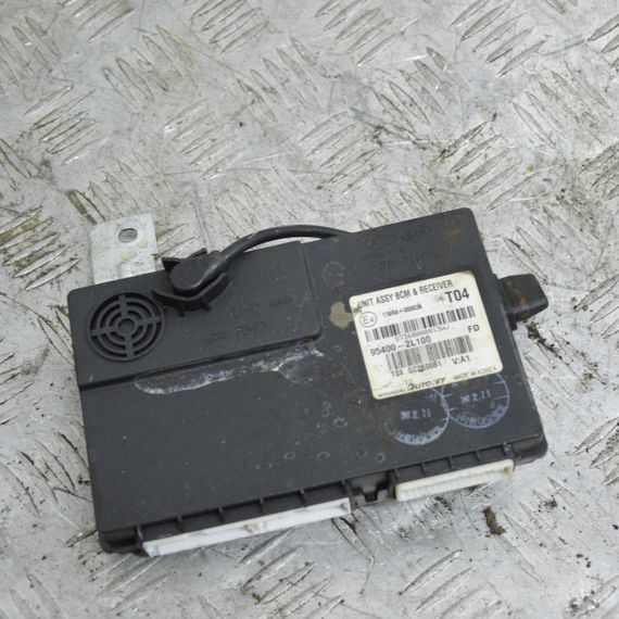 Блок комфорту BCM Hyundai i30 2007-2012 Модуль БСМ Хюндай ай30 954002L100 95400-2L100