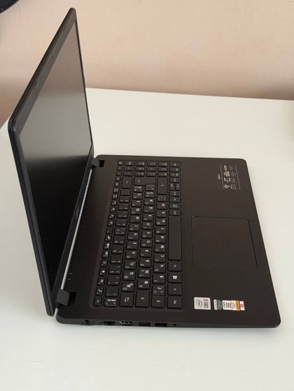 Ультрабук Б-клас Acer Aspire 3 A315-56 / 15.6" (1920x1080) TN LED / Intel Core i3-1005G1 (2 (4) ядра по 1.2 - 3.4 GHz) / 8 GB DDR4 / 256 GB SSD / Intel UHD Graphics for 10th Gen Intel Processors / WebCam / Windows 11 б/в | Зображення 3