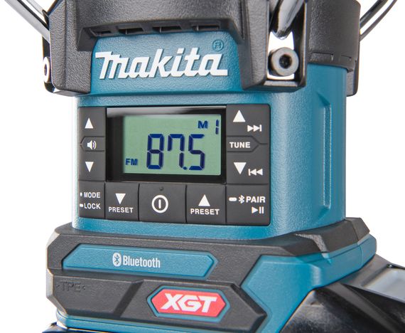 Радіоприймач з ліхтарем акумуляторний Makita MR010GZ (XGT, Bluetooth, USB, 3 Вт, 310 Лм, без акумуляторів та зарядного пристрою) | Зображення 3
