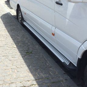 Бокові пороги Allmond Grey (2 шт., алюм.) Long/ExtraLong для Mercedes Sprinter 2006-2018 рр