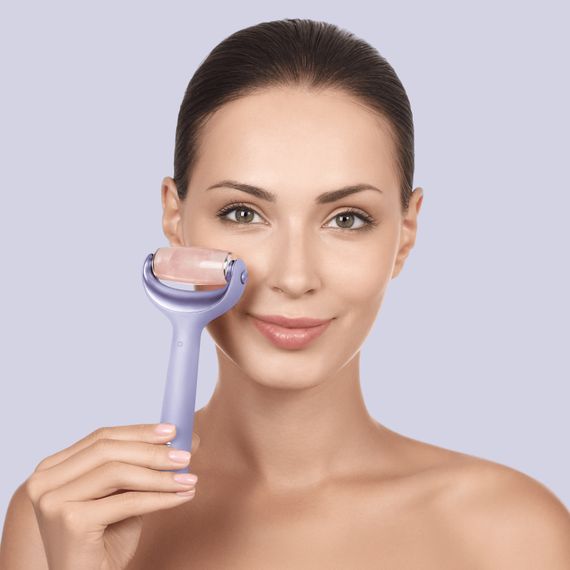 Ролер для голкової мезотерапії обличчя та тіла GESKE MicroNeedle Face&Body Roller 9в1 purple | Зображення 3