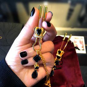 Затискачі для сосків UPKO на ланцюжку у вигляді корони з підвісками sexstyle