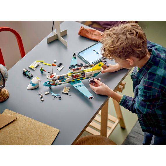 Конструктор LEGO City Літак швидкої медичної допомоги (60465) | Зображення 8