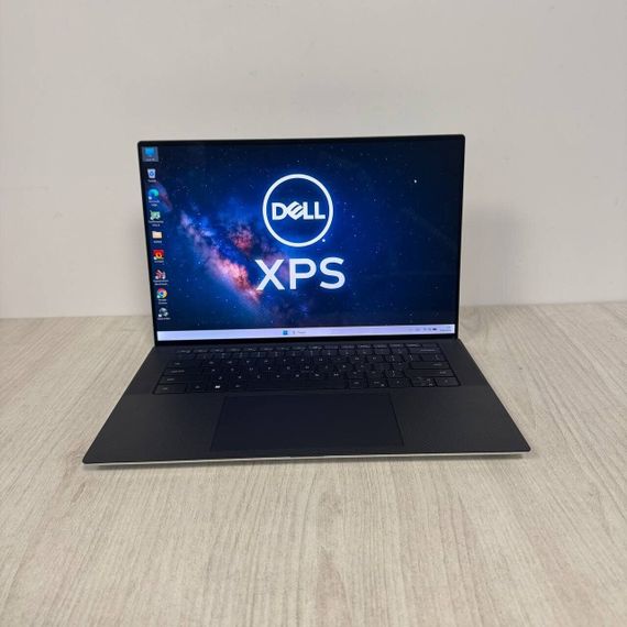 Ігровий ноутбук Dell XPS 15 9530 / 15.6" (3840x2160) IPS Touch / Intel Core i9-13900H (14 (20) ядер по 2.6 - 5.4 GHz) / 16 GB DDR5 / 512 GB SSD / nVidia GeForce RTX 4070, 8 GB GDDR6, 128-bit / WebCam б/в | Зображення 1