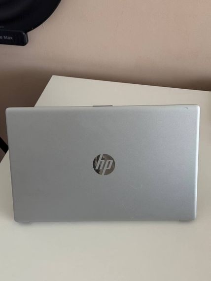 Ноутбук Б-клас HP 17-CP0636NG / 17.3" (1600x900) TN / AMD Athlon Gold 3150U (2 (4) ядра по 2.4 - 3.3 GHz) / 8 GB DDR4 / 120 GB SSD / AMD Radeon RX Vega 3 / WebCam / Windows 11 б/в | Зображення 6