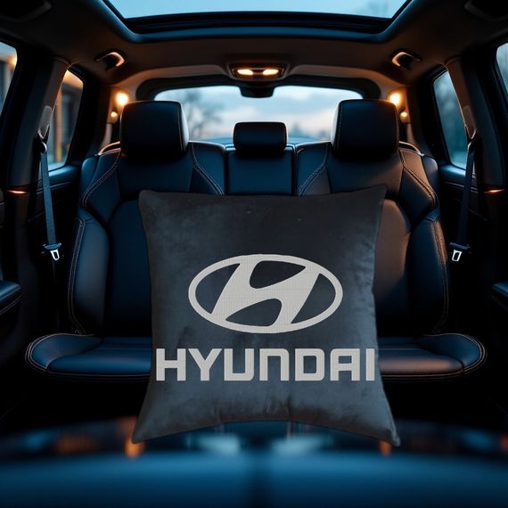 Авто Подушка з вишивкою логотипу марки хендай хюндай hyundai чорний автомобілісту 00185