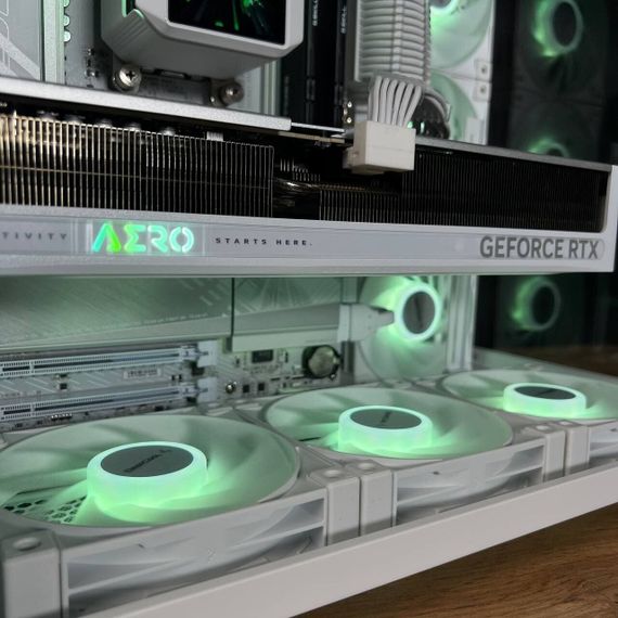 Ігровий ПК DeepCool CG530 WH Tower / AMD Ryzen 7 9700X (8 (16) ядер по 3.8 - 5.5 GHz) / 32 GB DDR5 / 2000 GB SSD M.2 / nVidia GeForce RTX 5070, 12 GB GDDR7, 192-bit / 750W б/в | Зображення 8