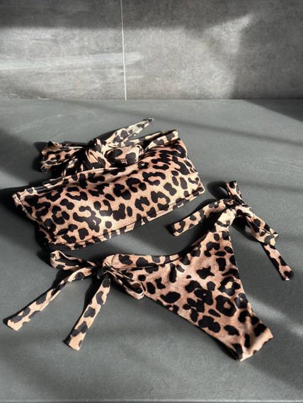 Женский раздельный купальник бандо с мягкой чашкой LU034 цвет леопардовый, размер onesize 42/48 | Зображення 5
