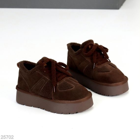 Замшеві Шоколадні кросівки уггі з хутром Тедді на потовщеній підошві | Зображення 3